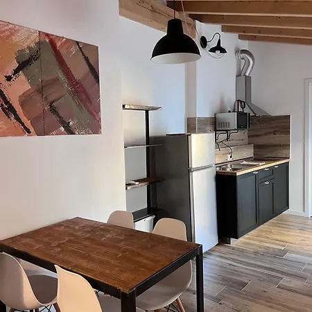 Borgovivobg Il Tuo Rifugio In Centro Appartement